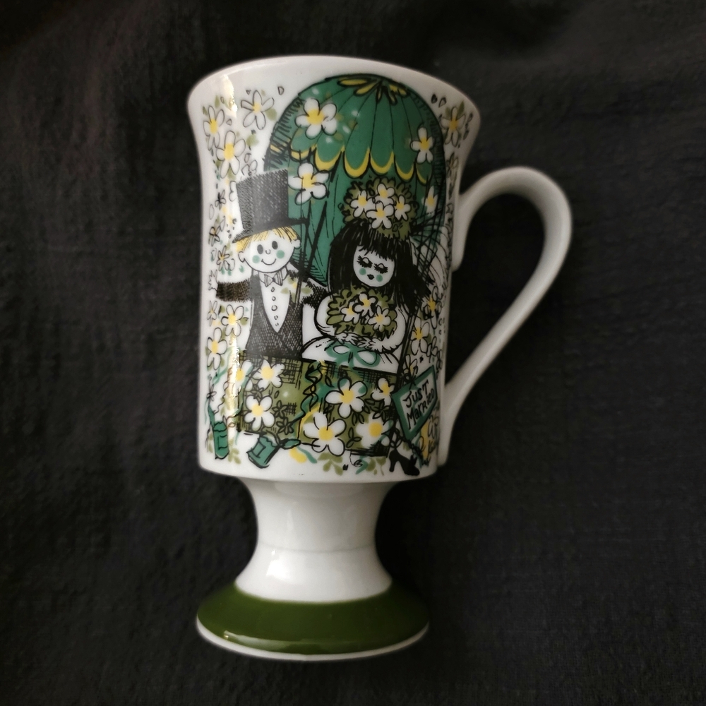 70s 'Kathy K' Just Married Pedestal Smug Mug, Crown Royal Arnart